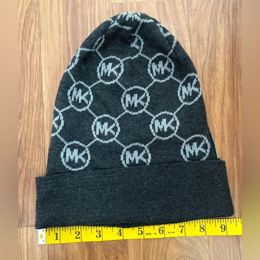 Michael Kors Logo Knit Beanie Hat Gray